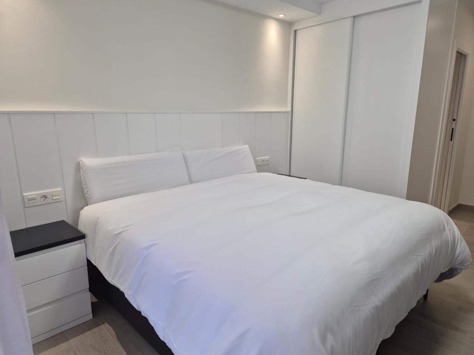 Room San Pedro De Alcantara 马尔韦利亚 外观 照片